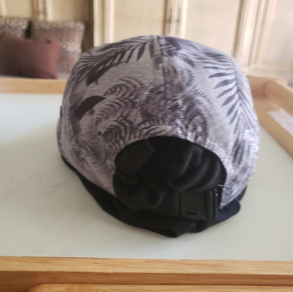 HM hat - Picture 5 of 6